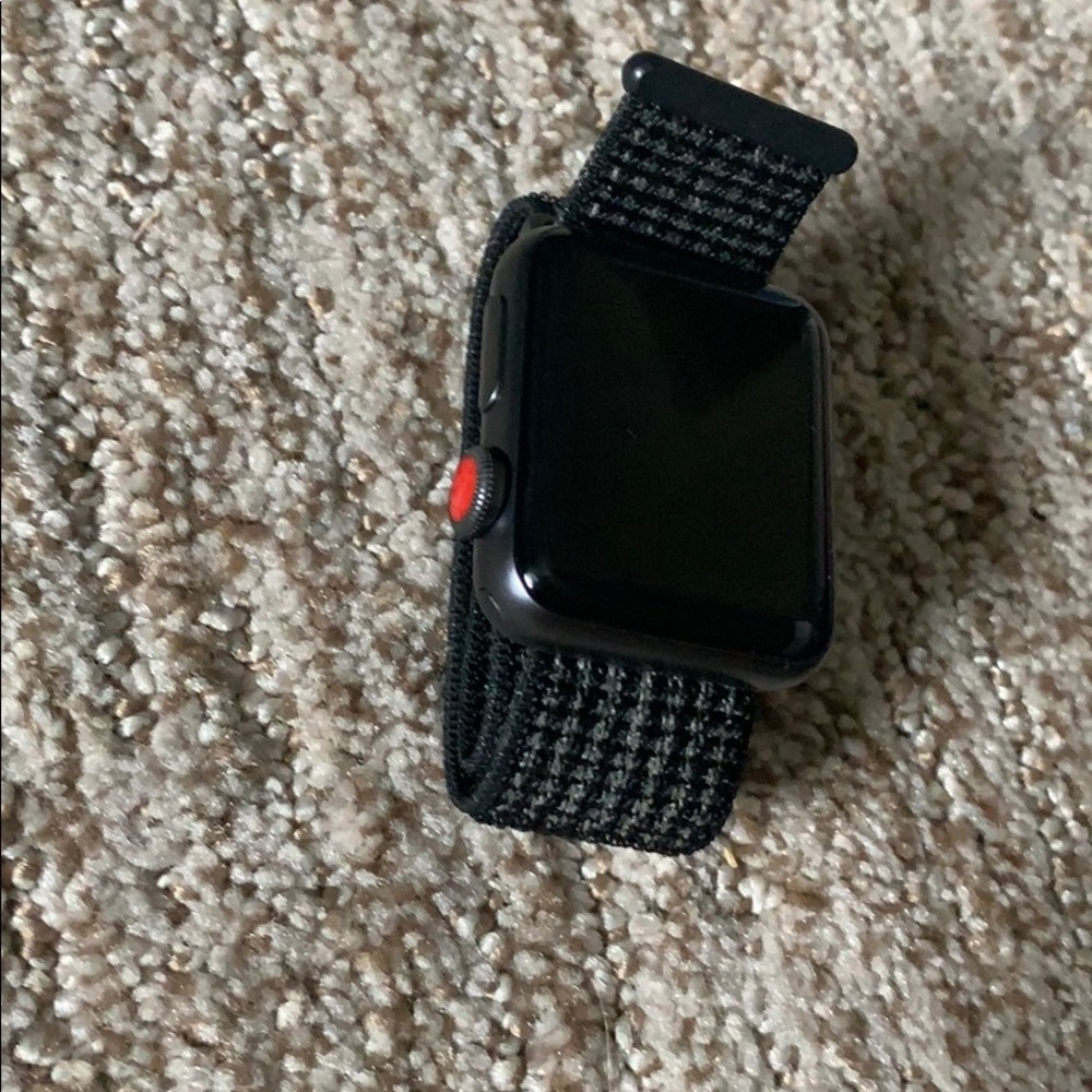 Apple Watch LTE Series 3 38mm Aluminum Case